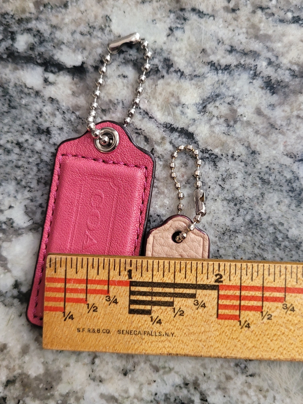 Coach Tag Set - Picture 5 of 6